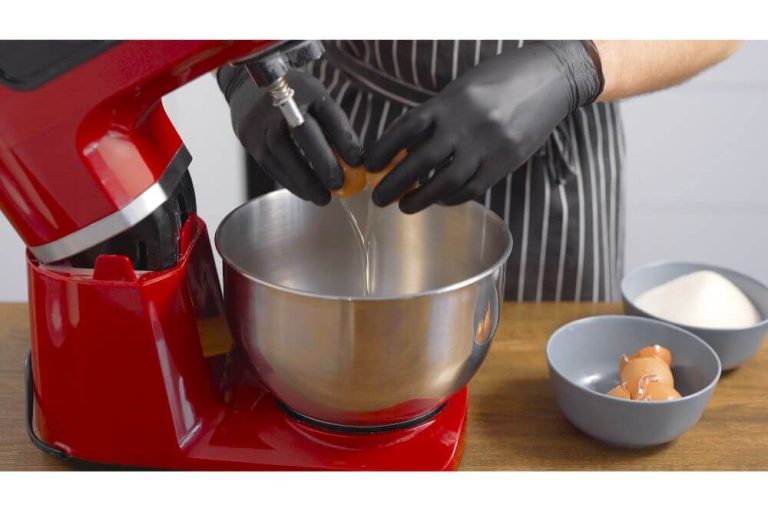 Hand Mixer vs. Stand Mixer Which is Better?